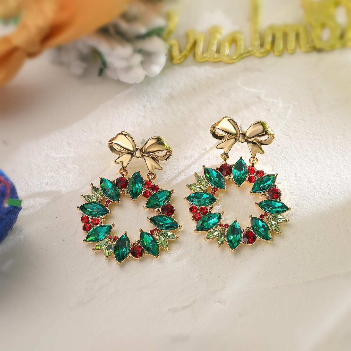 Christmas Bow Wreath Earrings for Women, Colorful Xmas Holiday Rhinestone Dangle Earrings Jewelry Gifts, Aretes de Navidad Para Mujer (Gold Bow Wreath)